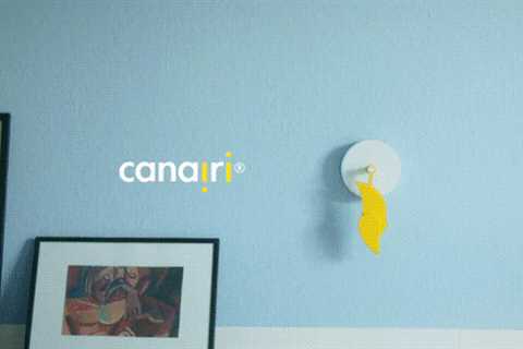 This bird-shaped monitor drops dead when your indoor air is bad