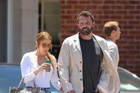 Jennifer Lopez and Ben Affleck Look So In Love While Car Shopping in Beverly Hills