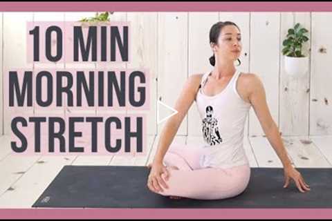 10 min Morning Yoga Stretch for Beginners - Energy Boost Yoga