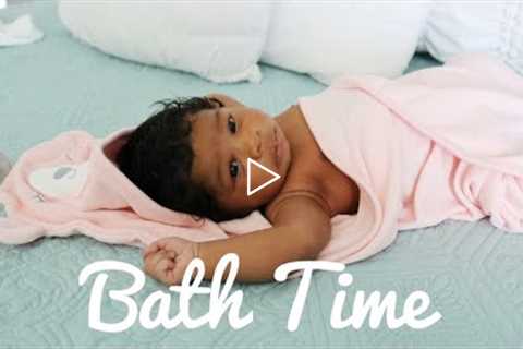 Baby's First Bath | Newborn Routine and Tips | Mommy Life |  MEGSHOUSE