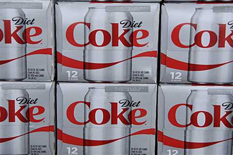 Common sweetener used in Diet Coke and chewing gum ‘to be listed as a cancer risk’