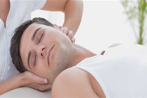 North York Massage Therapist: Getting Relief From Back Injuries With The Right Massage Treatment