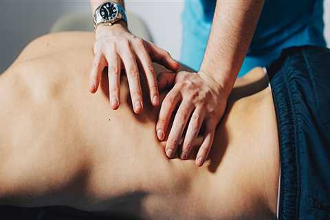 Which Is More Effective For Sports Injury Treatment In NYC: Massage Therapy Or Physical Therapy