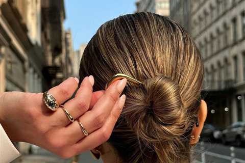 The Chic Evolution of Hair Accessories: Embracing the French Hairpin