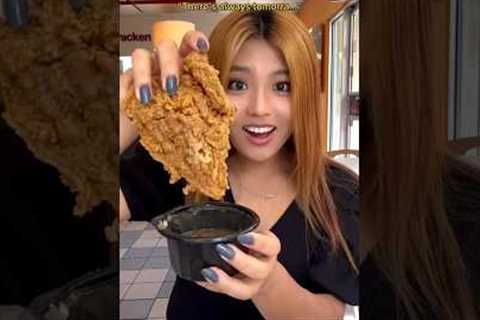 WHEN THE PORTION SIZES ARE TOO SMALL AT KFC #shorts #viral #mukbang