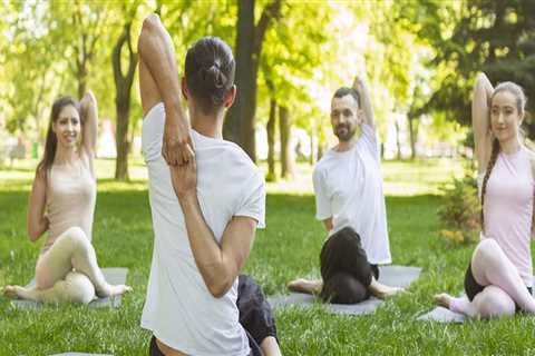 The Best Outdoor Fitness Activities for Families and Groups