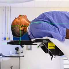 Early Detection and Effective Lung Cancer Treatment in Lake Worth